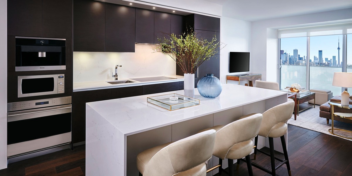 Architectural Photography of residential & commercial properties by Carole & Roy Timm Photography Toronto Condo