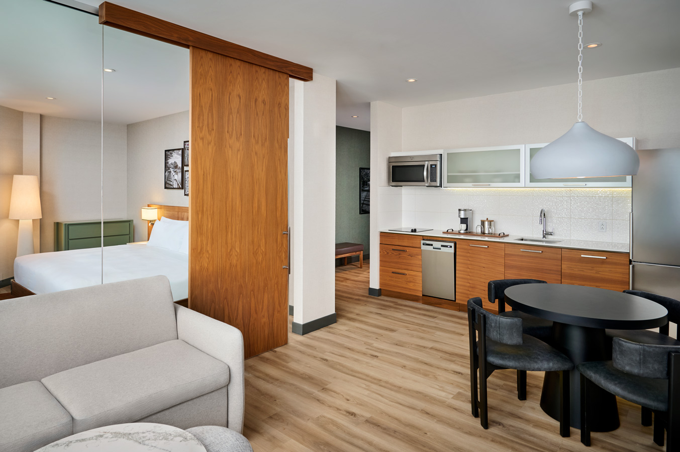 Hotel and Resort Photographer © Carole & Roy Timm Photography