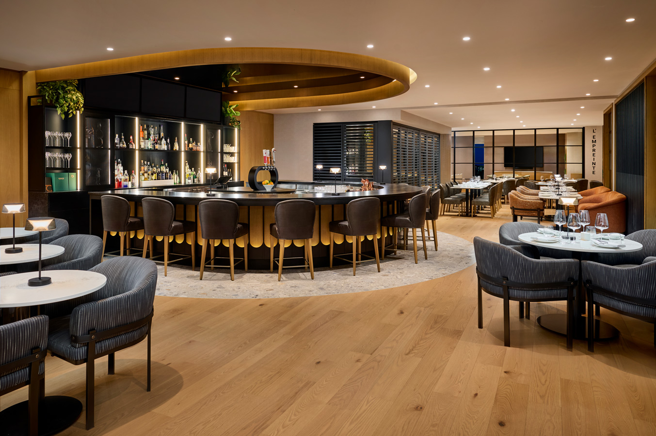 Hotel and Resort Photographer © Carole & Roy Timm Photography