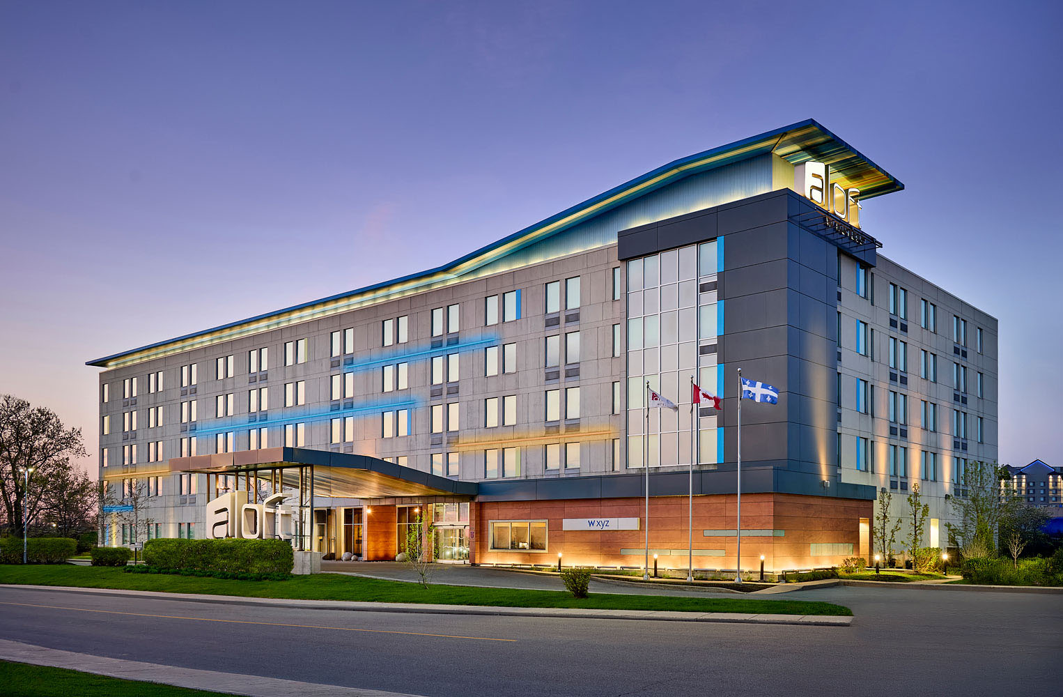 Hotel and Resort Photographer © Carole & Roy Timm Photography