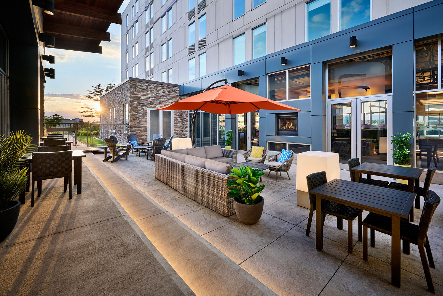 Hotel and Resort Photographer © Carole & Roy Timm Photography