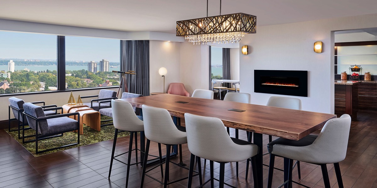 Hotel and Resort Photographer Marriott Approved Carole & Roy Timm Photography Sheraton Hamilton Lounge